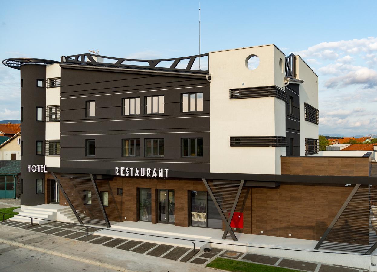 Hotel Ideo Lux Ni Buitenkant foto