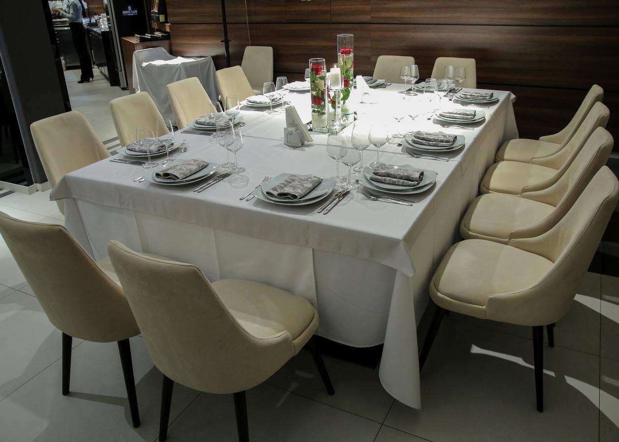 Hotel Ideo Lux Ni Buitenkant foto