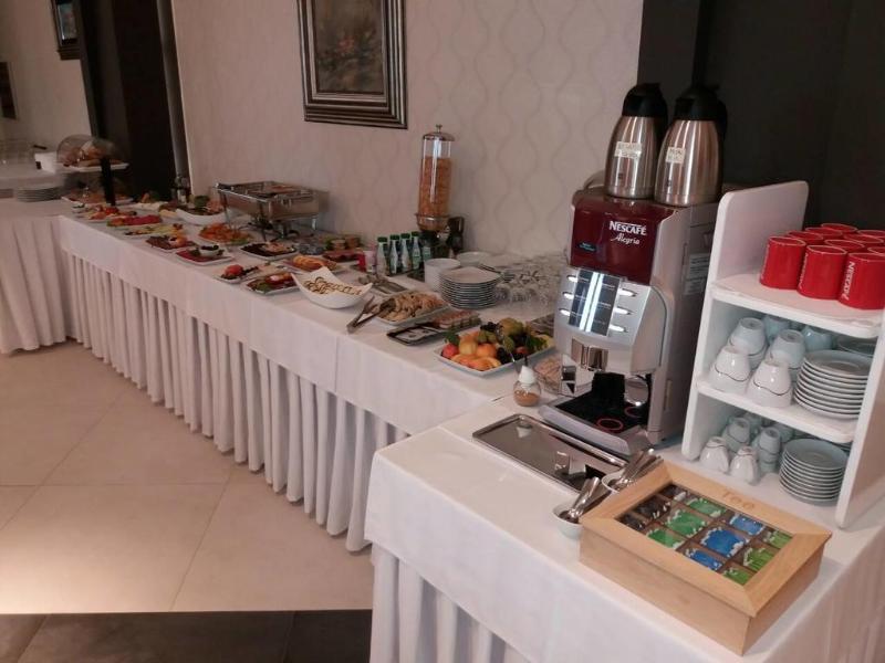 Hotel Ideo Lux Ni Buitenkant foto